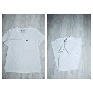 FIGS SMALL Catarina/MEDIUM Yola Women's White *SPECIAL COLOR* Scrub Set